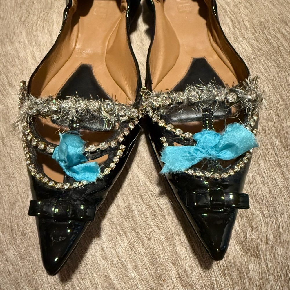 13 09 SR   20mm crystal-embellished pointed ballerinas size 9